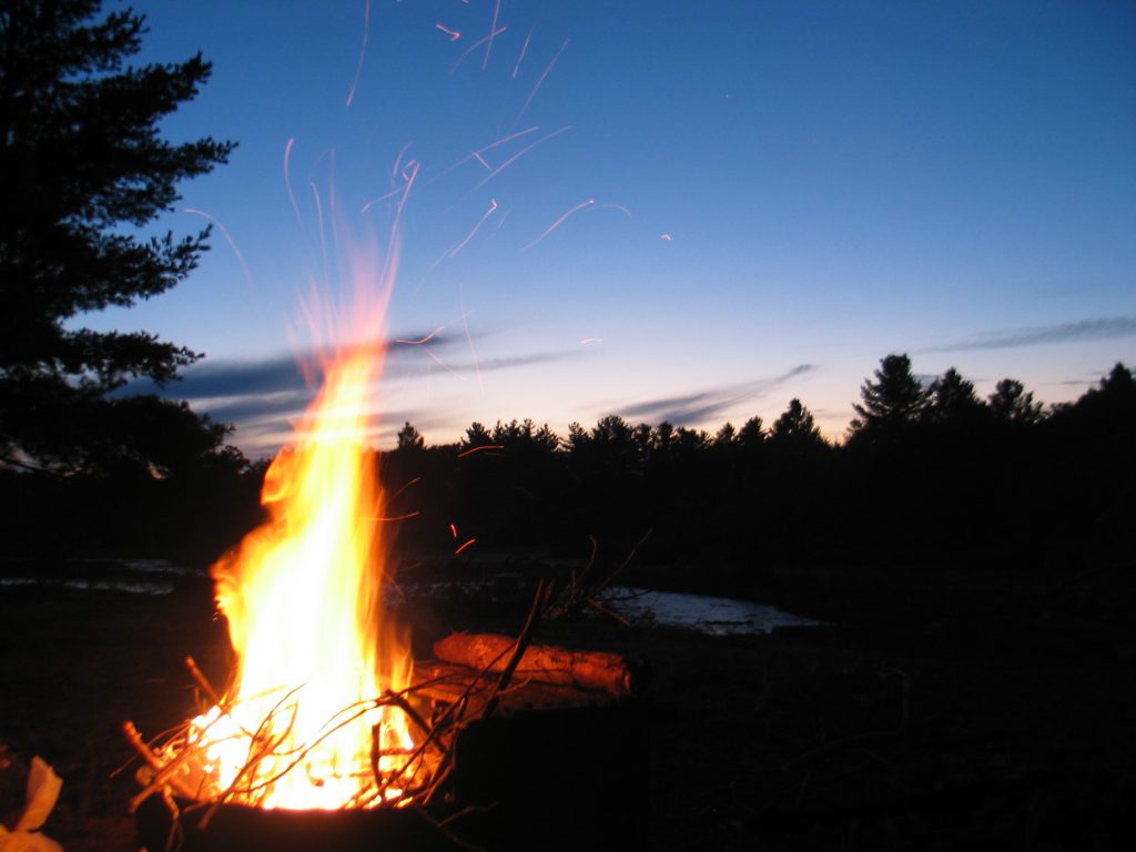 campfire picture