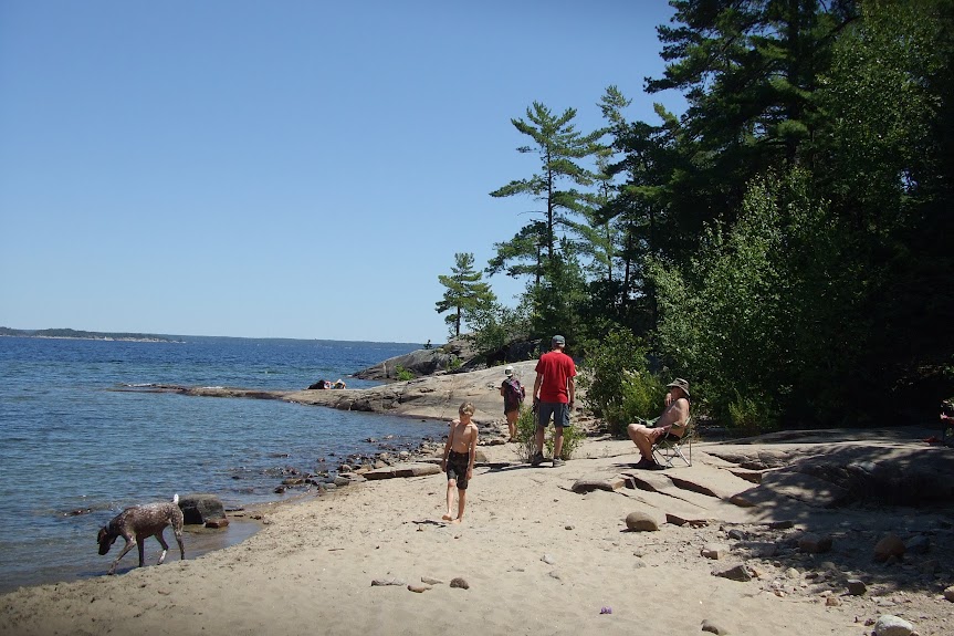 picture of the pet exercise area and dog beach at Killbear Provincial Park