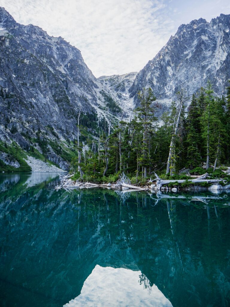 picture of Colchuck Lake, on the western slope of The Enchantments, Washington. 